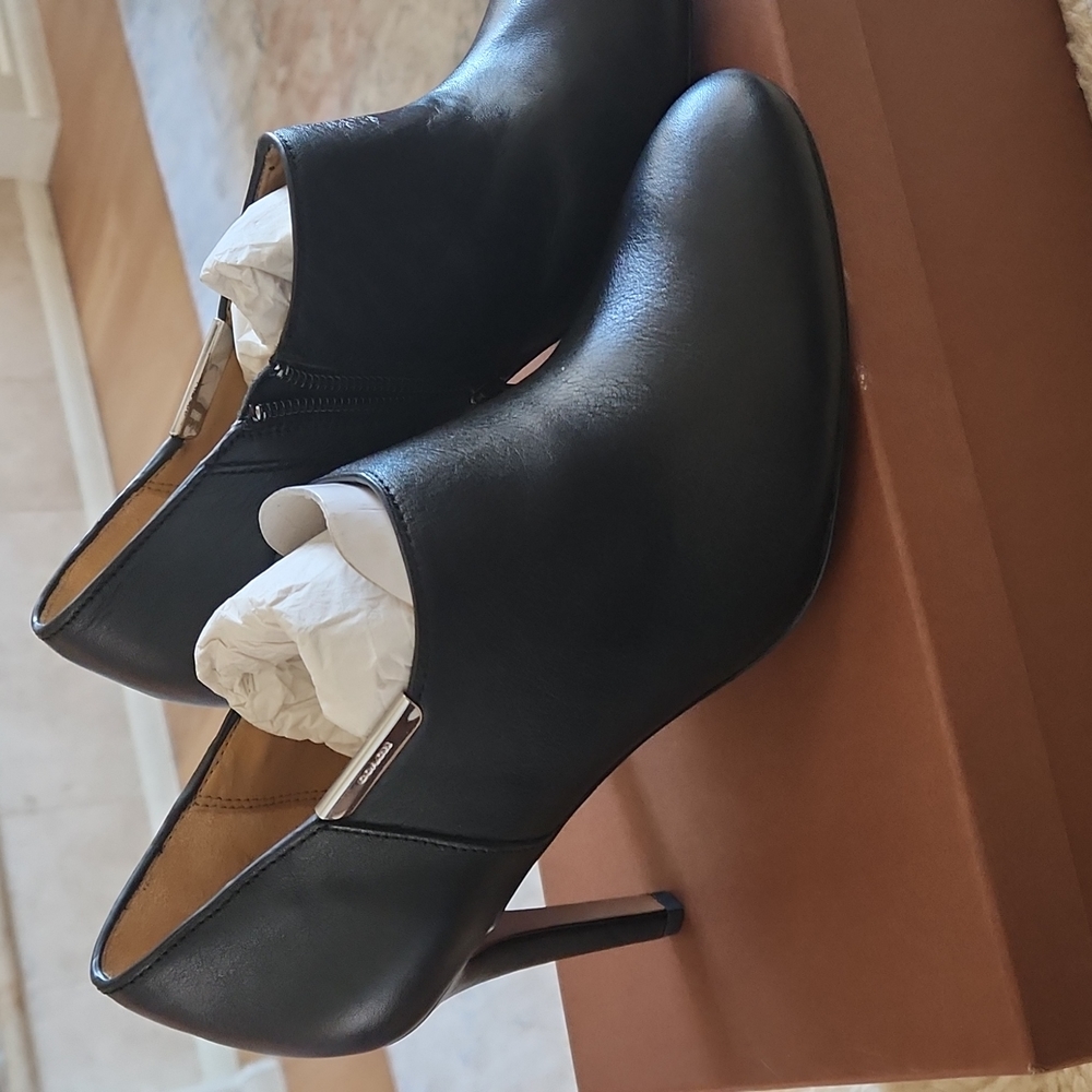 NWT IOB Coach Black Seneca Glazed Leather Shoe Boot Size 8M - Picture 2 of 15